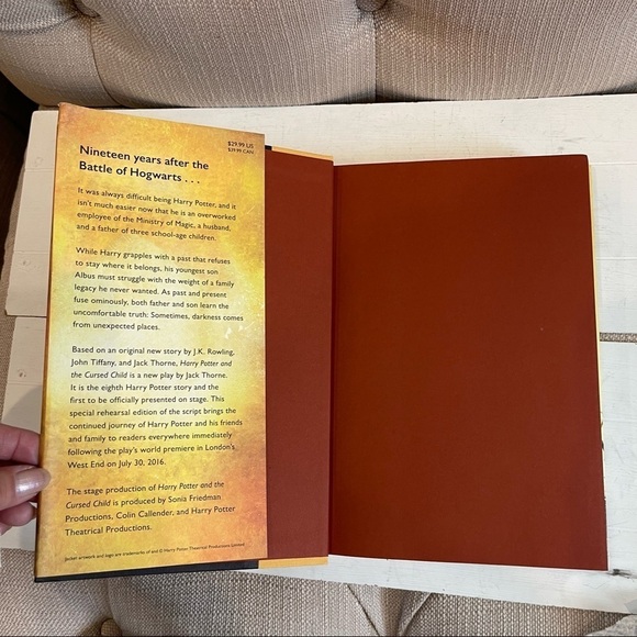 Harry Potter and the Cursed Child, Parts 1 & 2, Special Rehearsal Edition Script - Picture 4 of 10